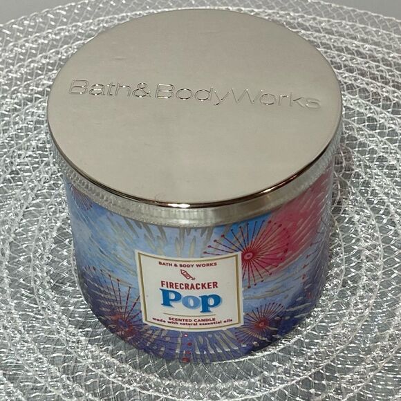 BBW Firecracker Pop 3 Wick Candle NWT - Picture 2 of 5